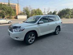 Сүрөт унаа Toyota Highlander