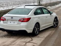 Photo of the vehicle Subaru Legacy