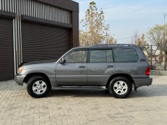 Photo of the vehicle Lexus LX