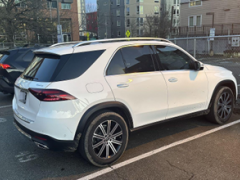 Photo of the vehicle Mercedes-Benz GLE