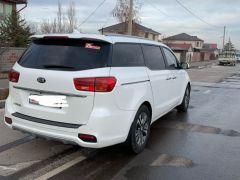 Photo of the vehicle Kia Carnival