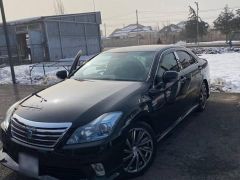 Фото авто Toyota Crown