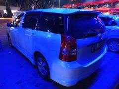 Фото авто Toyota Wish