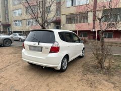 Фото авто Honda Fit