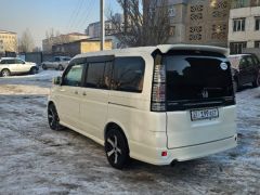 Сүрөт унаа Honda Stepwgn