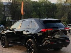 Сүрөт унаа Toyota RAV4