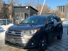 Сүрөт унаа Toyota Highlander