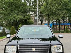 Photo of the vehicle Toyota Century