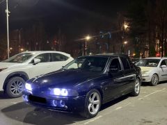 Photo of the vehicle BMW 5 Series