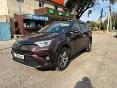 Сүрөт унаа Toyota RAV4