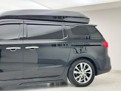 Photo of the vehicle Kia Carnival