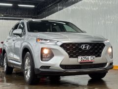 Photo of the vehicle Hyundai Santa Fe