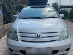 Photo of the vehicle Toyota Ist