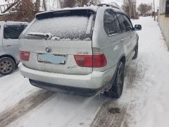 Photo of the vehicle BMW X5