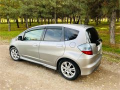 Photo of the vehicle Honda Fit