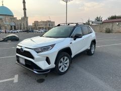 Сүрөт унаа Toyota RAV4