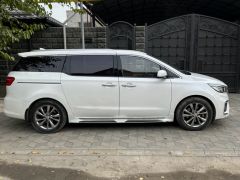 Фото авто Kia Carnival