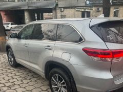 Сүрөт унаа Toyota Highlander