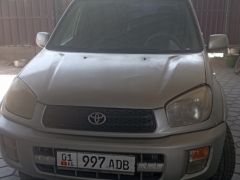 Сүрөт унаа Toyota RAV4