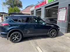 Сүрөт унаа Toyota RAV4