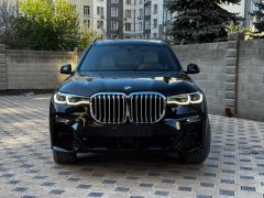 Фото авто BMW X7