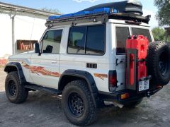 Сүрөт унаа Toyota Land Cruiser