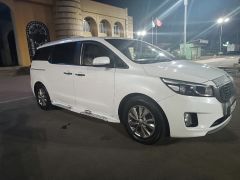 Сүрөт унаа Kia Carnival