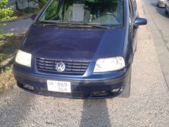 Сүрөт унаа Volkswagen Sharan