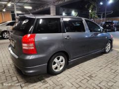 Фото авто Toyota Wish