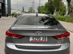 Фото авто Hyundai Elantra