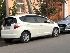 Фото авто Honda Jazz