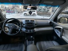 Сүрөт унаа Toyota RAV4