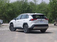 Сүрөт унаа Toyota RAV4