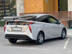 Фото авто Toyota Prius