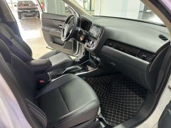 Фото авто Mitsubishi Outlander