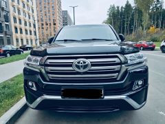 Photo of the vehicle Toyota Land Cruiser