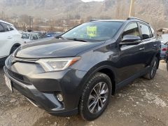 Сүрөт унаа Toyota RAV4