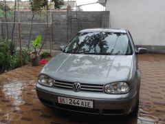 Фото авто Volkswagen Golf