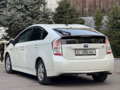 Фото авто Toyota Prius