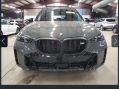 Photo of the vehicle BMW X5