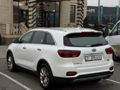 Photo of the vehicle Kia Sorento