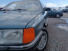 Photo of the vehicle Audi 100