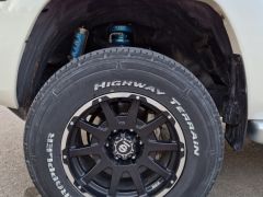 Сүрөт унаа Toyota Hilux Surf