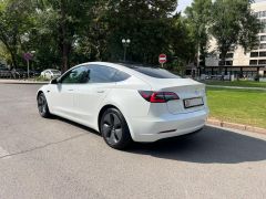 Сүрөт унаа Tesla Model 3