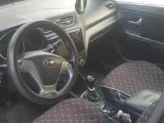 Сүрөт унаа Kia Rio