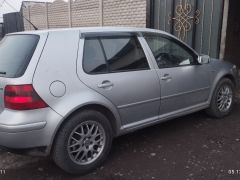 Фото авто Volkswagen Golf