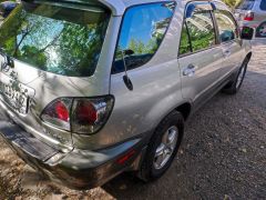 Photo of the vehicle Lexus RX