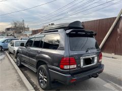 Photo of the vehicle Lexus LX