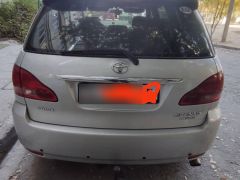 Сүрөт унаа Toyota Avensis Verso