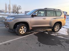 Сүрөт унаа Toyota Land Cruiser Prado